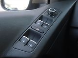 Volkswagen Tiguan (2012) 2.0 TDI, 4X4, Xenony - náhled 17