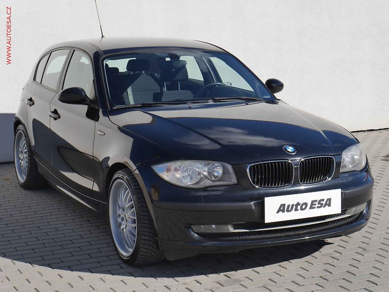BMW Řada 1 (2008) 2.0d 118d, AC - fotografie inzerátu