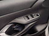 Toyota Yaris Cross 1.5 AT Hybrid Comfort - náhled 17