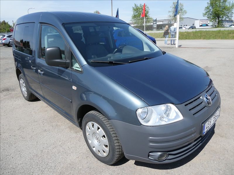 Volkswagen Caddy 1,9 TDi Life 5.míst,klimatizac - fotka 1 z 33