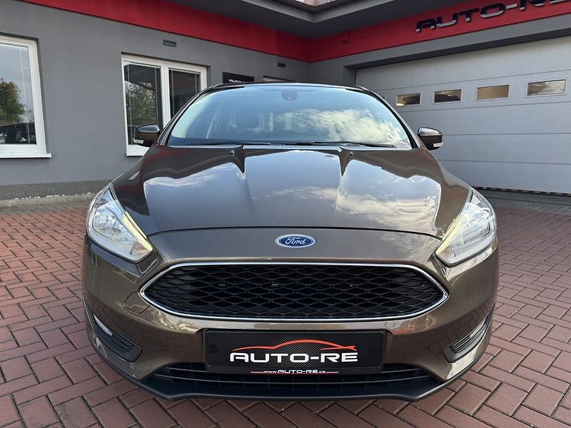 Ford Focus (2017) 1.6 Ti-VCT Digi Klima Tempomat - fotka 5 z 45