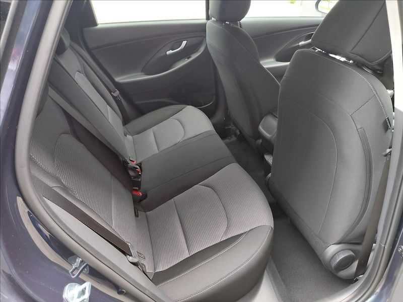 Hyundai i30 (2026) WG 1,0 T-GDI MT SMART - fotka 13 z 22