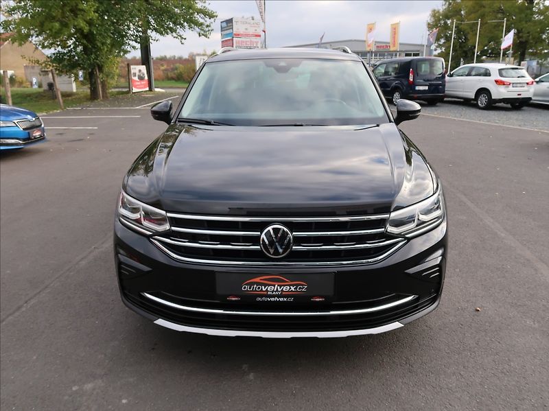 Volkswagen Tiguan 2,0 TDi,110kW,Elegance,ČR,4x4 - fotka 7 z 28