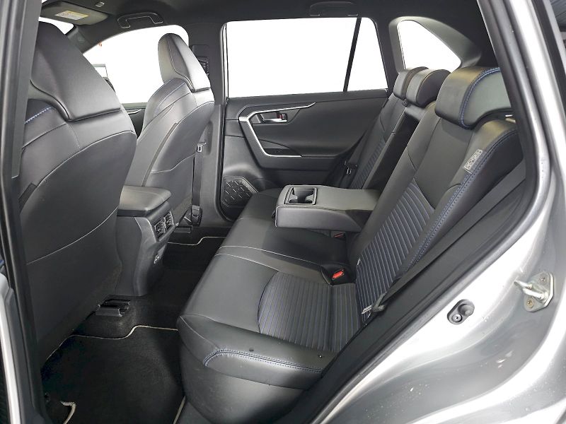 Toyota RAV4 (2025) 2.5HEV 222k 4X4 SELECTION - fotka 7 z 34