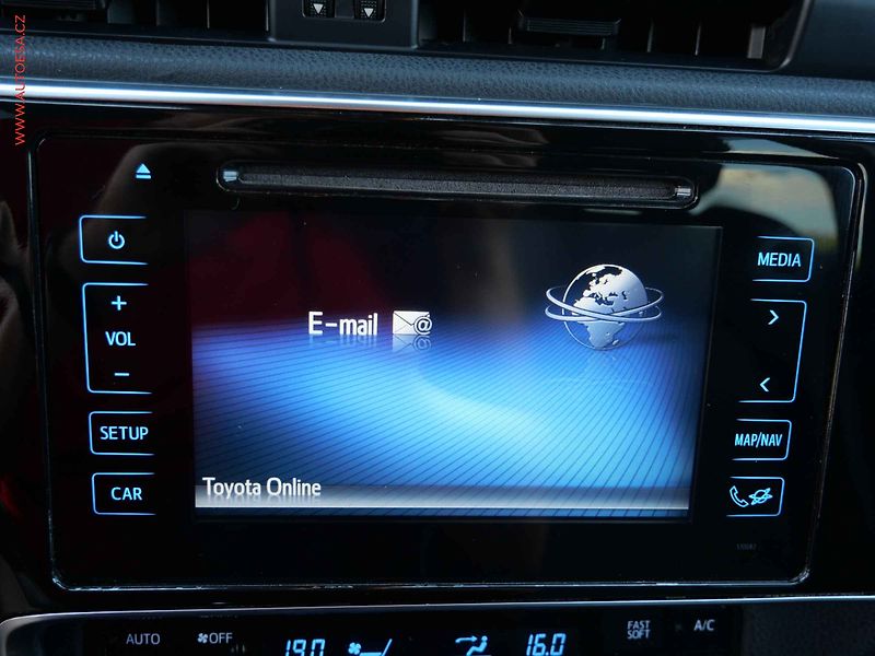 Toyota Auris (2017) 1.8 i, 1.maj,ČR, AT, LED - fotka 23 z 28