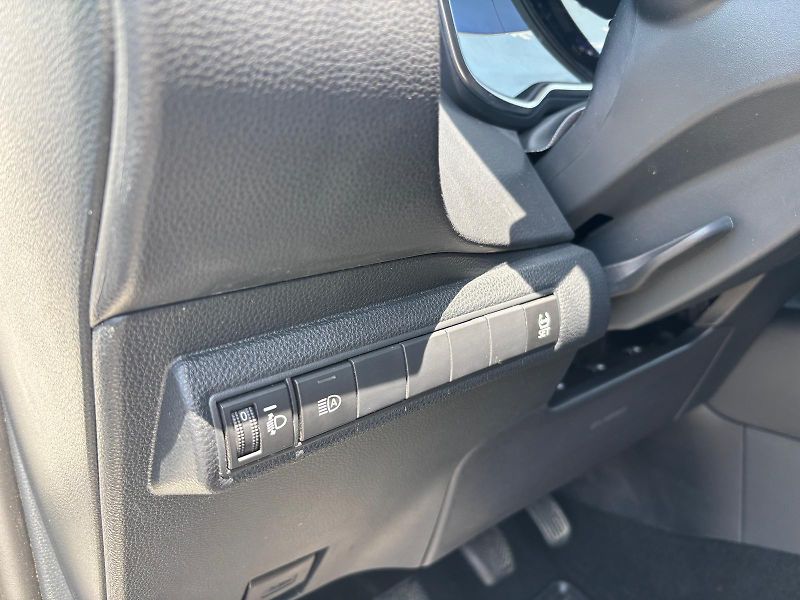 Toyota Corolla 1.5 Dynamic Force Comfort Tech - fotka 13 z 27