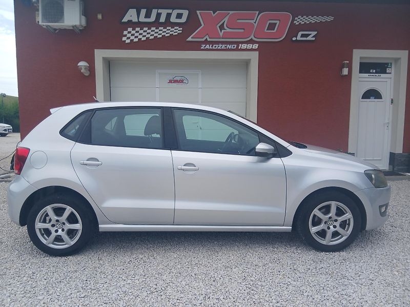 Volkswagen Polo 1.4i KLIMA ALU - fotka 2 z 27