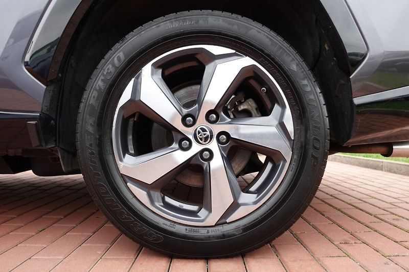 Toyota RAV4 2,5 PHEV Plug-in Comfort 4x4 - fotka 8 z 35