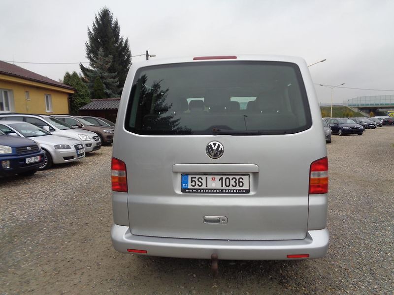Volkswagen Caravelle 2,5 TDI  4x4 - fotka 5 z 16