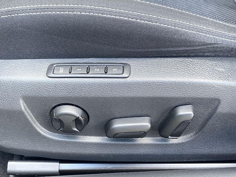 Škoda Superb (2021) Combi iV 1.4 TSI DSG Style - fotka 22 z 36