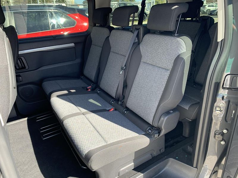 Toyota ProAce Verso FAMILY 2,0 L2 AT8 - fotka 6 z 25