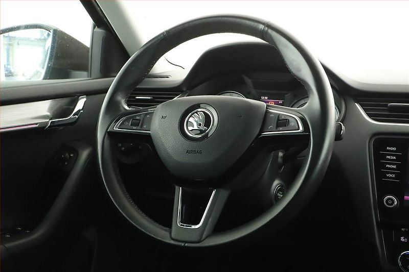 Škoda Octavia (2017) Style 1.6 TDI, Tempomat - fotka 8 z 14