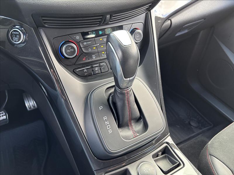 Ford Kuga 2,0 EcoBoost 170kW  ST-Line - fotka 38 z 50