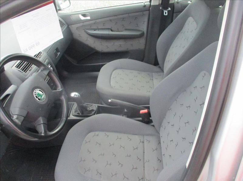 Škoda Fabia 1,4 i 16v, eleg.,klima,servis, - fotka 13 z 33