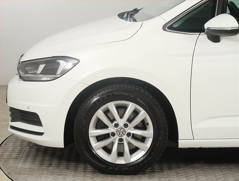 Volkswagen Touran (2018) Comfortline 1.4 TSI, Automat - fotka 15 z 22