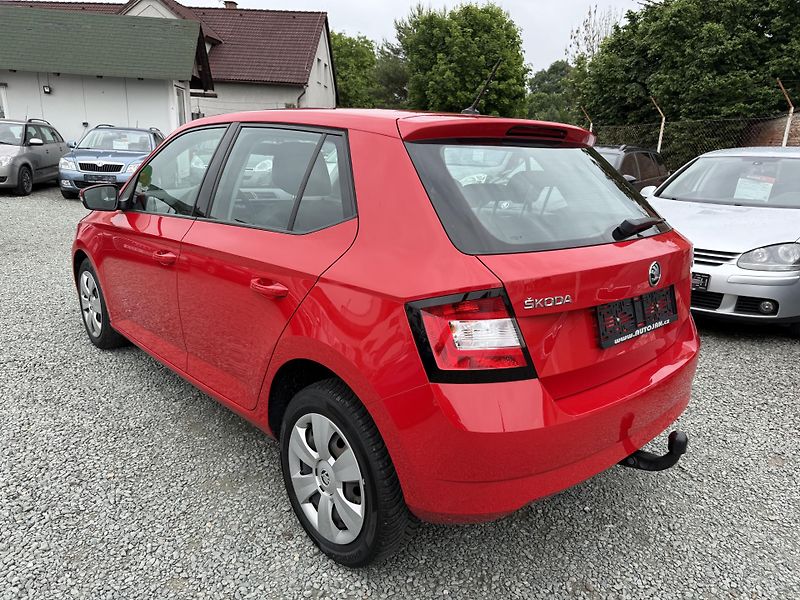 Škoda Fabia 1.0 MPI Cool Plus - fotka 4 z 13