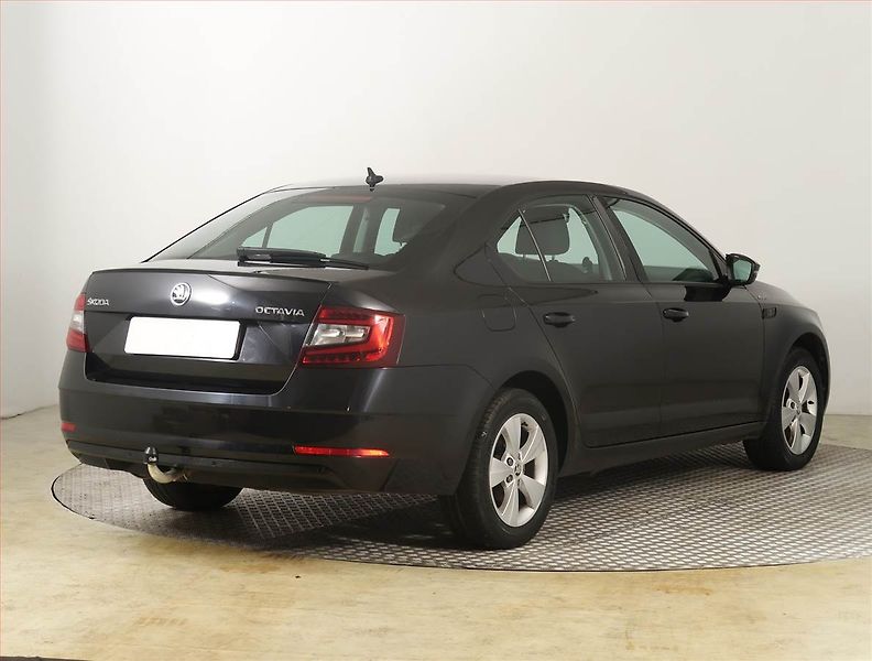 Škoda Octavia (2019) 1.5 TSI, Serv.kniha, Tempomat - fotka 5 z 21