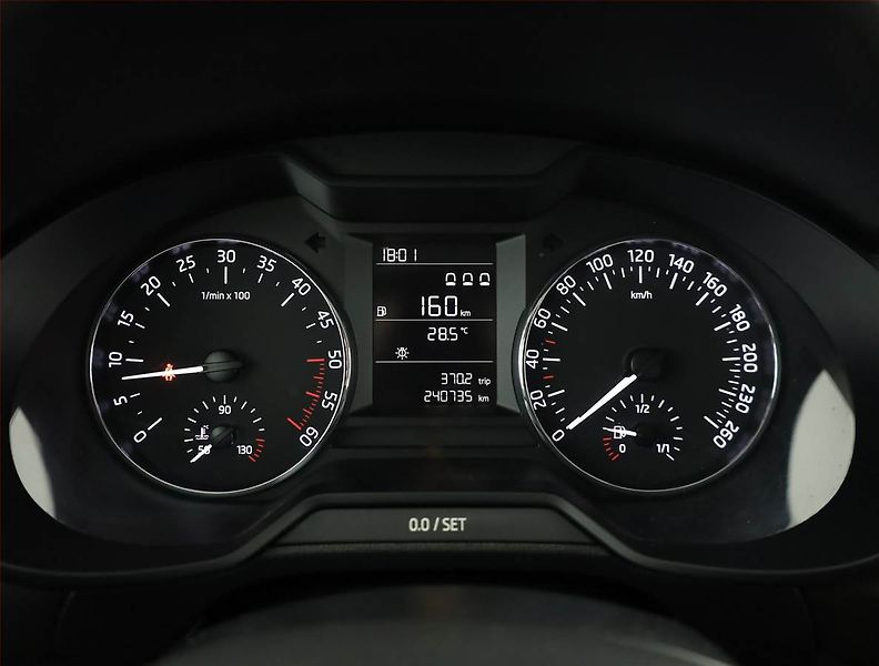 Škoda Octavia (2015) Ambition 1.6 TDI, 4X4 - fotka 8 z 18