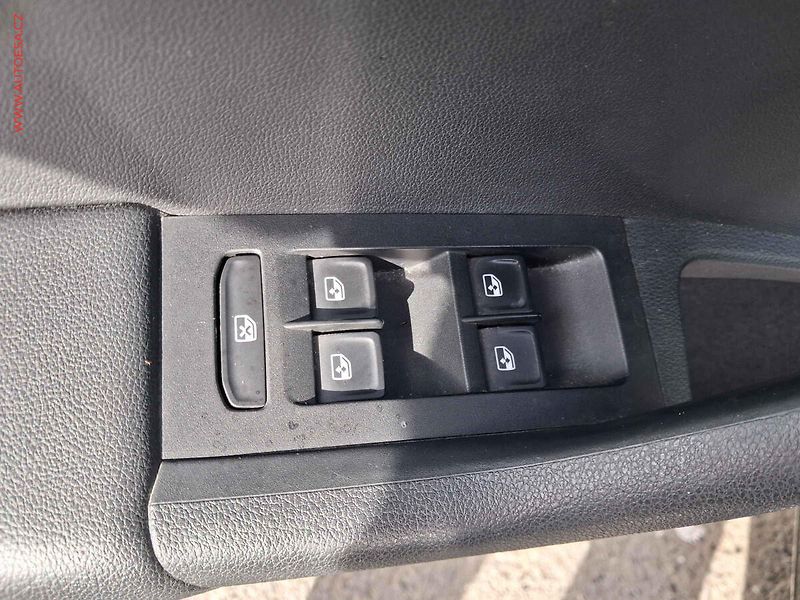 Škoda Octavia (2018) 1.6 TDi, Style, DSG, LED, TZ - fotka 15 z 19