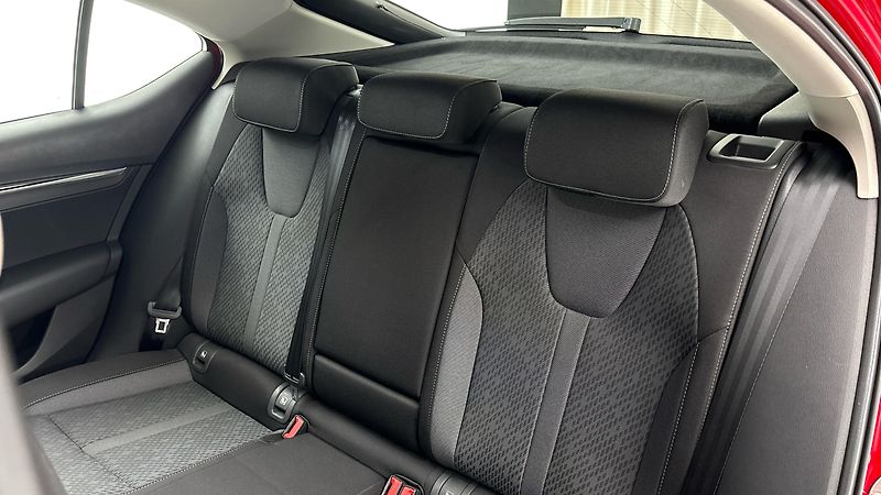 Škoda Octavia 2.0 TDI Style - fotka 16 z 27