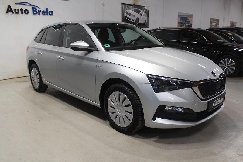 Škoda Scala (2020) 1.0TSI85kW Style+ Matrix - fotka 3 z 37
