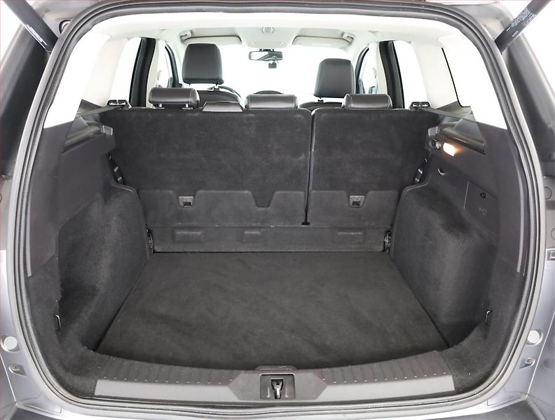 Ford Kuga (2014) Trend 2.0 TDCi, 4X4, Navi - fotka 20 z 20