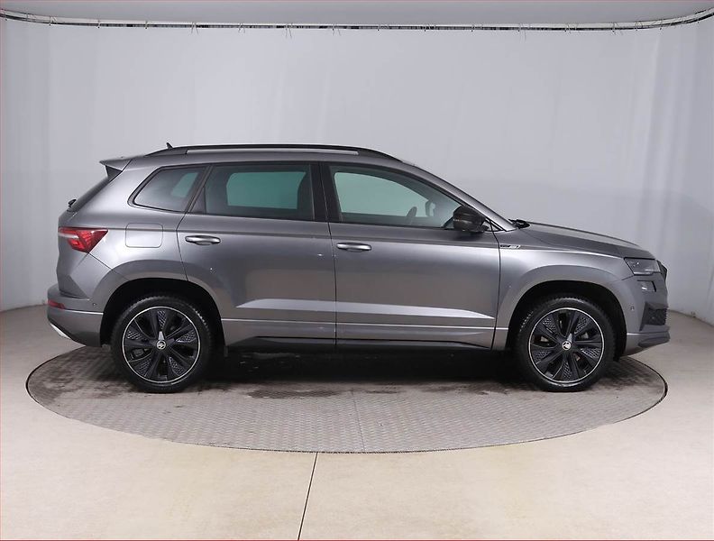 Škoda Karoq (2024) Sportline 1.5 TSI - fotka 6 z 19