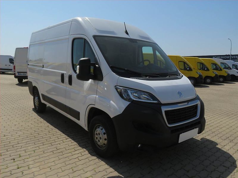 Peugeot Boxer (2021) 2.2 BlueHDi, L2H2, 1.0t, ČR - fotografie inzerátu