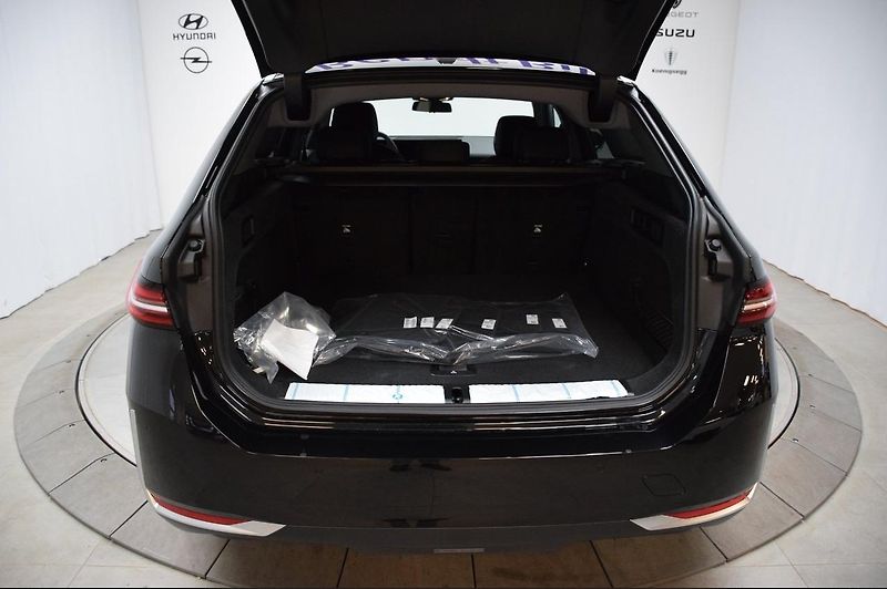 BMW Řada 5 530e xDrive Touring Tažné - fotka 6 z 19