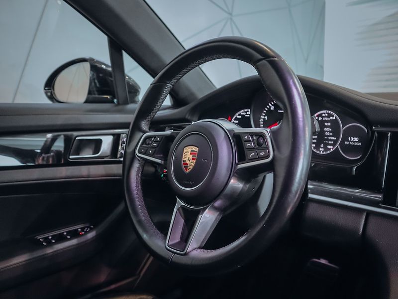 Porsche Panamera 4S Diesel 310 kW - fotka 26 z 38