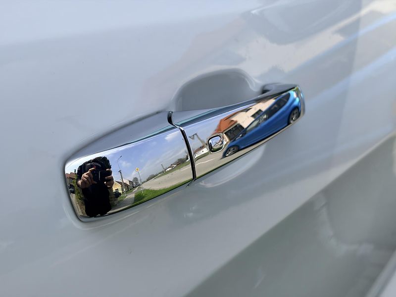 Jeep Grand Cherokee 3.0 V6 CRD 184KW - fotka 10 z 47