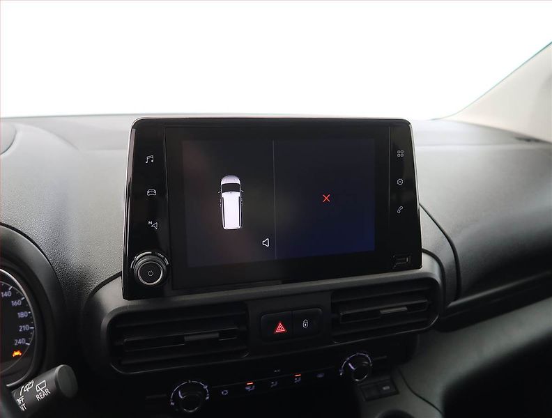 Opel Combo (2020) Maxi Edition 1.2 Turbo, 5Míst - fotka 18 z 21