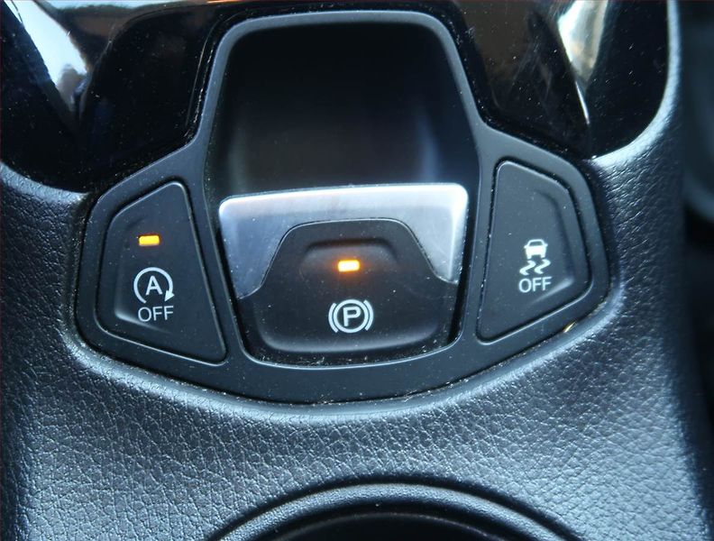 Jeep Compass (2019) 1.4 MultiAir, 4X4, Automat - fotka 21 z 21