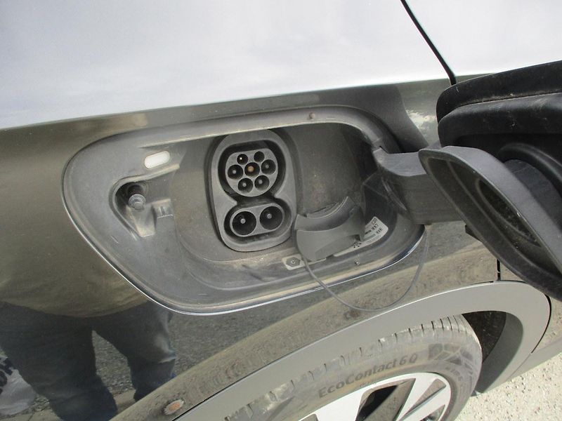 Volkswagen ID.4 150kW/77KWh PRO PERFO TEP.Č*TZ - fotka 33 z 50