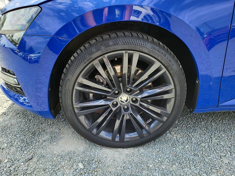 Škoda Superb 2.0 TSI 206kW DSG 4x4 STYLE+ - fotka 37 z 50