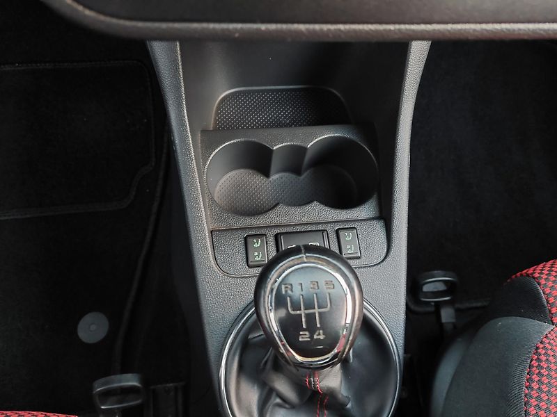 Škoda Fabia (2012) Monte Carlo 1,2TSi Zadáno!! - fotka 13 z 35