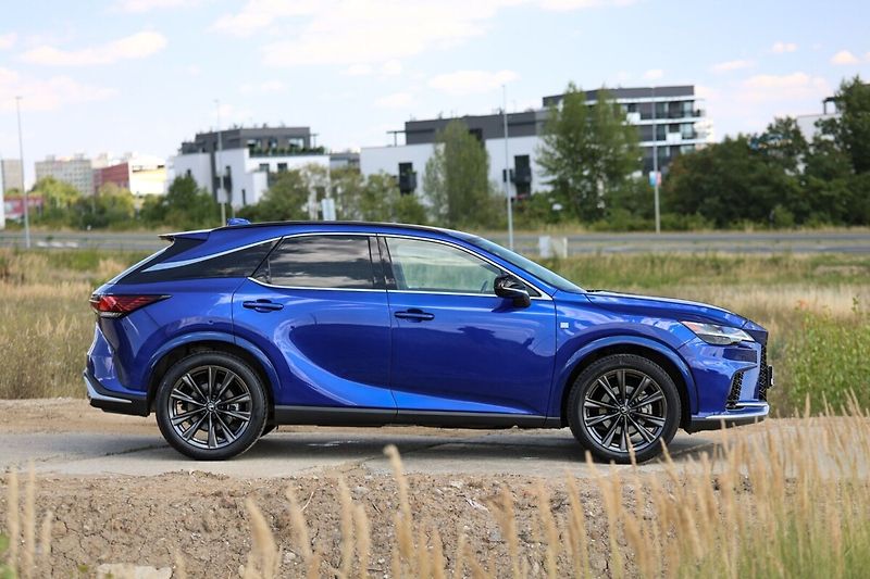 Lexus RX 350h 350H 2,5 HEV F SPORT DESIGN - fotka 7 z 31