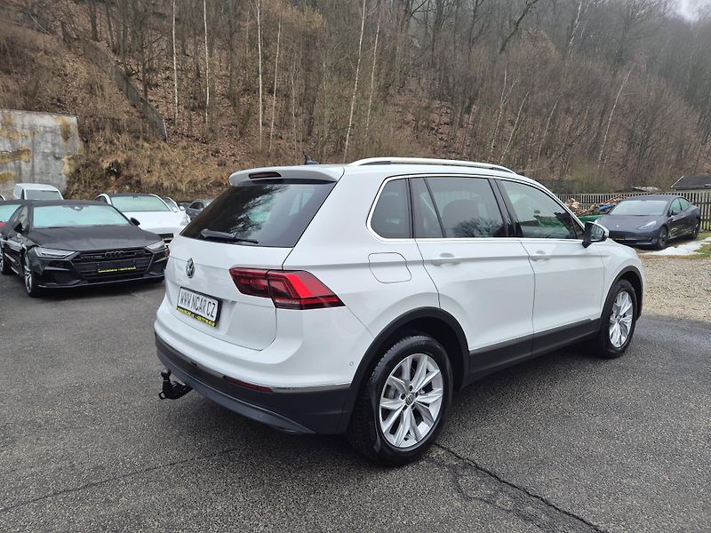 Volkswagen Tiguan 2,0TDi 140kw DSG 4x4 18ALU TZ - fotka 5 z 50