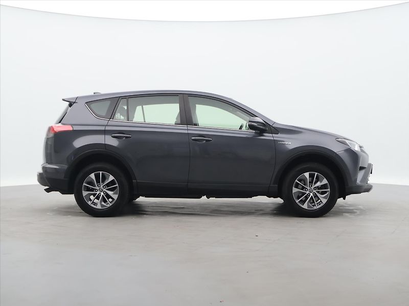Toyota RAV4 2,5 HEV 114kW Executive 4WD - fotka 8 z 41