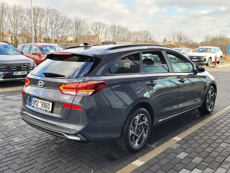 Hyundai i30 (2026) 1.6 T-GDI 110kW DCT SMART  - fotka 8 z 28