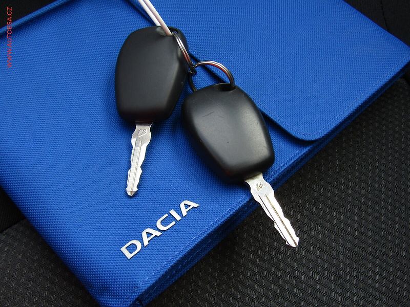 Dacia Sandero (2014) 1.2i, 1.maj,ČR - fotka 12 z 13