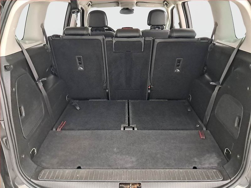 Opel Zafira (2014) 2.0 CDTI, 7 míst, Navi, Xenony - fotka 14 z 21