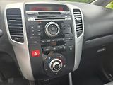 Kia Venga (2014) 1.4 i Serviska - náhled 9