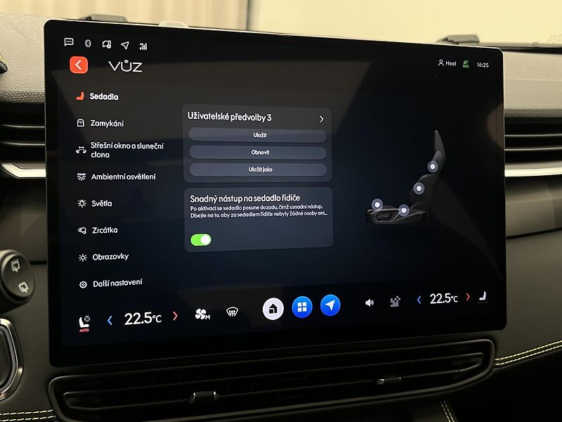 Lynk & Co 01 (2026) MORE PHEV AUT CZ 1.maj - fotka 39 z 55