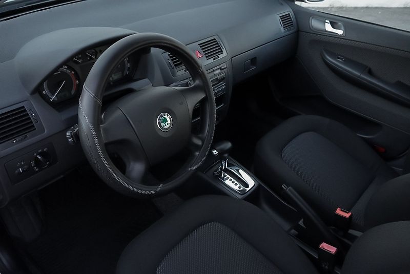 Škoda Fabia 1.4 AUTOMAT - fotka 13 z 21
