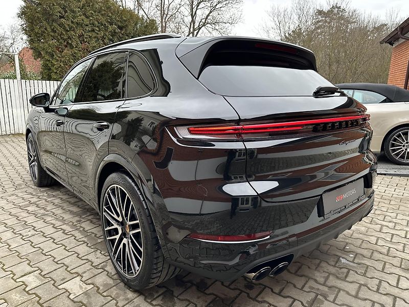 Porsche Cayenne V6-SPORT DESIGN-R22-MASÁŽE-TAŽ - fotka 4 z 38