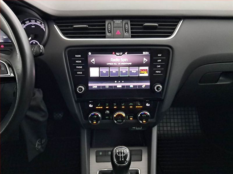 Škoda Octavia (2020) Ambition Plus 1.6 TDI - fotka 12 z 19