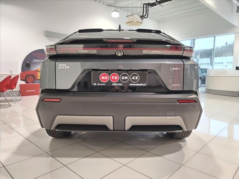 Toyota C-HR (2026) BEV 77 kWh  AWD EXECUTIVE VIP - fotka 4 z 12