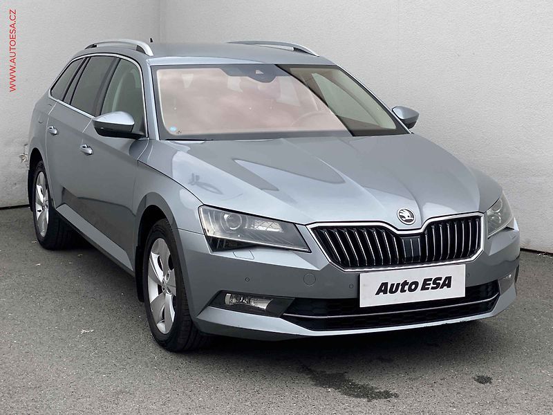 Škoda Superb (2016) 2.0 TDI 4x4, ČR, Style, DSG - fotografie inzerátu