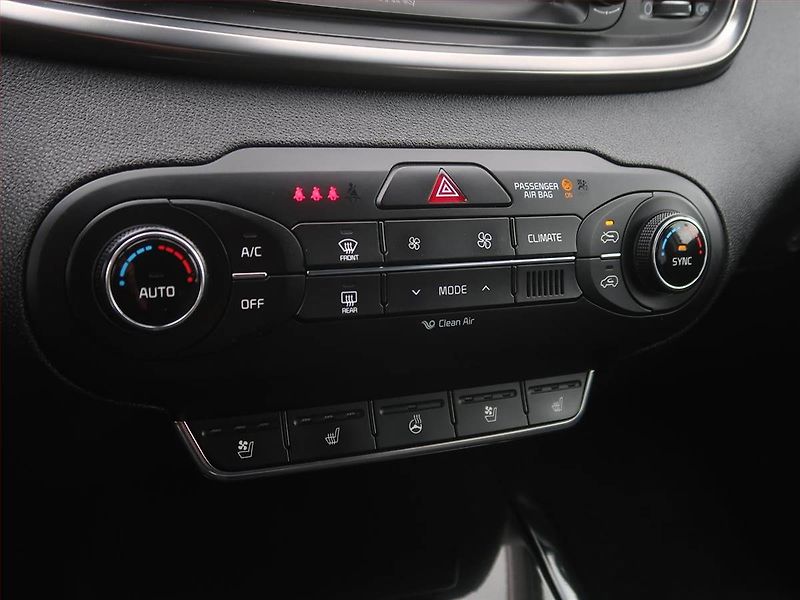 Kia Sorento (2017) 2.2 CRDi - fotka 16 z 19
